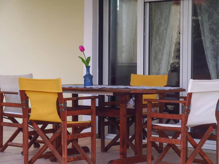 Villa Rania: Ευάερη Βίλα Με Θέα Τη Θάλασσα Lixouri Exterior photo